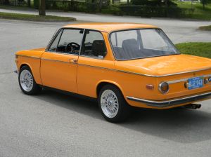 BMW-2002Tii-rear